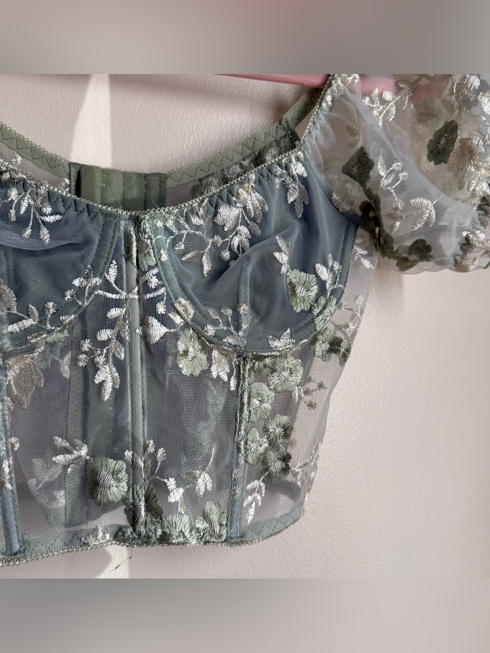 ROMWE Sage Green Floral Puff Sleeve Crop Top Size Small Whimsy Fairy Boho - Picture 1 of 10